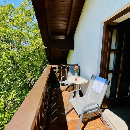 Gaestehaus Huber - Garni Bed & Breakfast