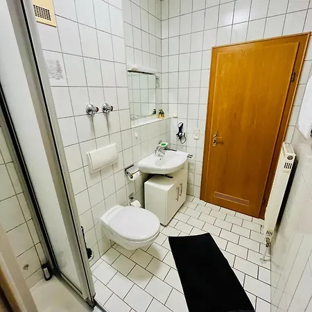 Gaestehaus Huber - Garni Bed & Breakfast 3*