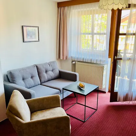 Bed & Breakfast Gaestehaus Huber - Garni 3*