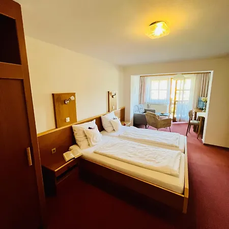 Gaestehaus Huber - Garni Bed & Breakfast